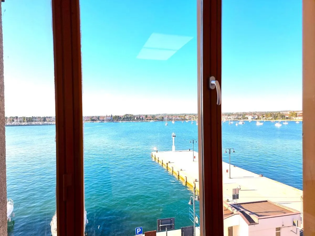 Umag Center Seafront Seaview Old Town Apartment 1 0*,