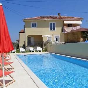 Appartement Ela, Umag
