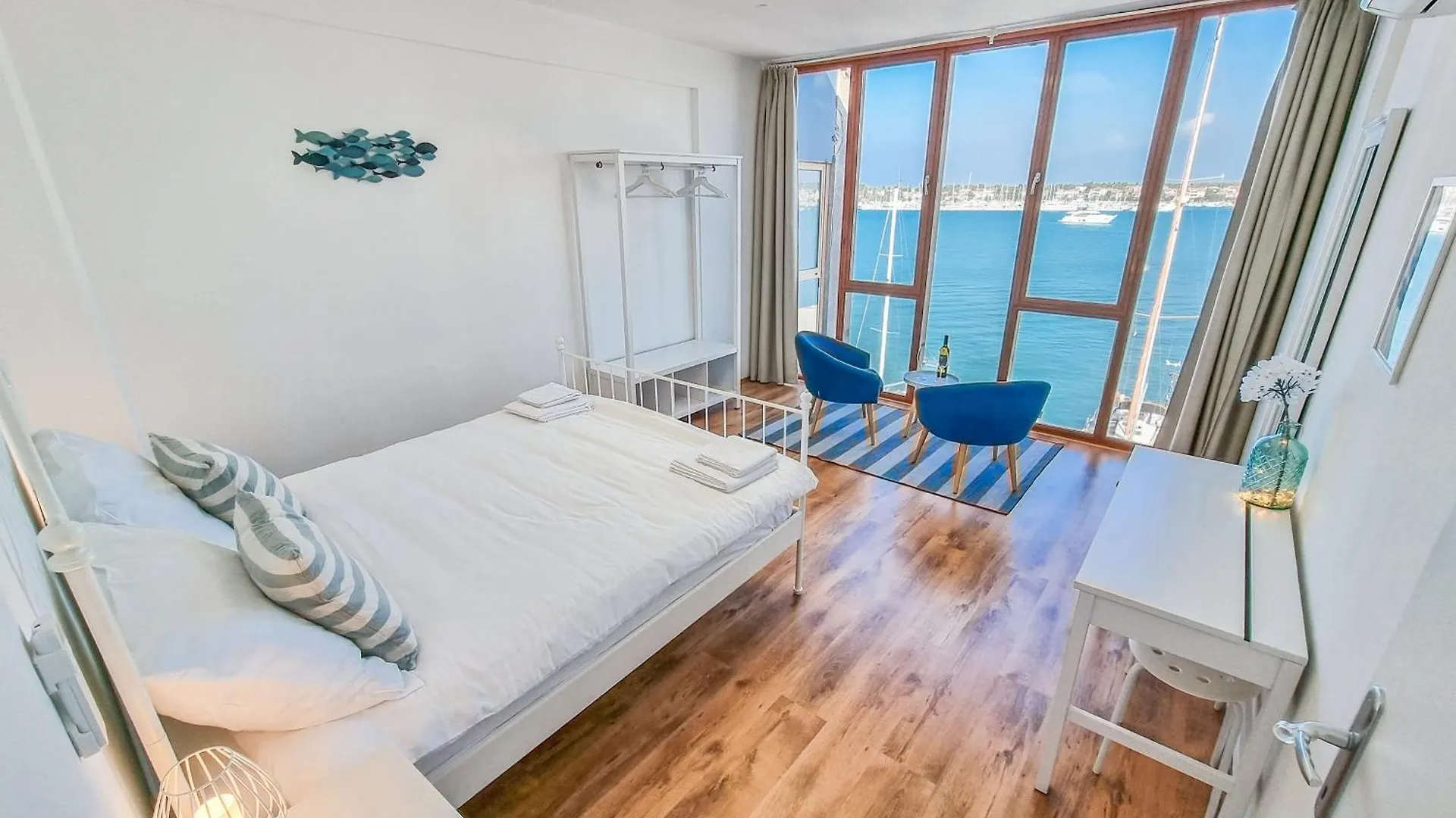 Umag Center Seafront Seaview Old Town Apartment 1 contacts